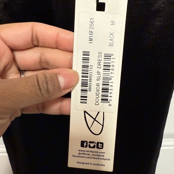 NWT MINKPINK V-Neck Strappy Black Boudoir Satin Slip Mini Dress Size M - Picture 6 of 6